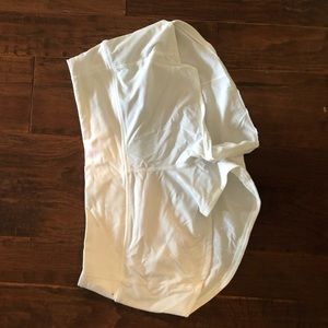 white speed up shorts (lululemon)